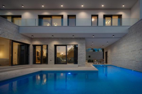 VILLA VM